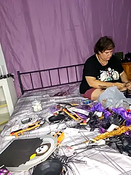 Snapshot of BabygurlJay chatting on October 7, 8:32 pm BabygurlJay online show from October 7, 8:32 pm