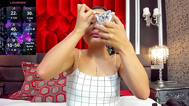 SharonBonet online show from December 19, 11:23 am