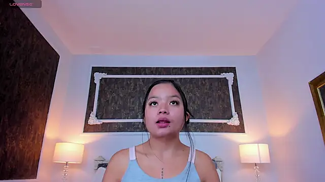 Snapshot of SharonBonet chatting on September 17, 5:26 pm SharonBonet online show from September 17, 5:26 pm
