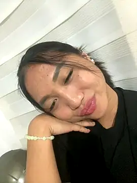 Snapshot of cassie_cakes chatting on September 14, 5:57 pm cassie cakes online show from September 14, 5:57 pm