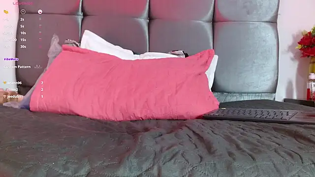 Snapshot of Karol_wish chatting on November 16, 8:19 am Karol wish online show from November 16, 8:19 am