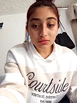 Snapshot of Lia_Teen chatting on October 11, 4:08 pm Lia Teen online show from October 11, 4:08 pm