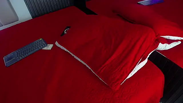 Snapshot of Gia-Malkova chatting on September 12, 8:41 pm Gia-Malkova online show from September 12, 8:41 pm