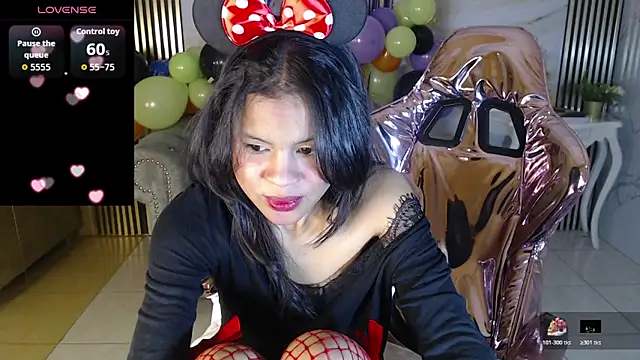 catalina5 s online show from October 28, 12:59 pm