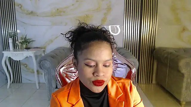 catalina5 s online show from February 23, 1:01 pm