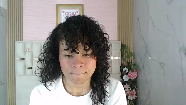 catalina5 s online show from March 27, 3:15 am