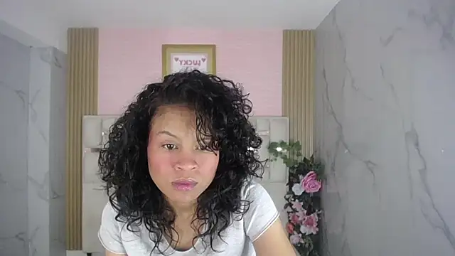 catalina5 s online show from April 8, 3:08 am