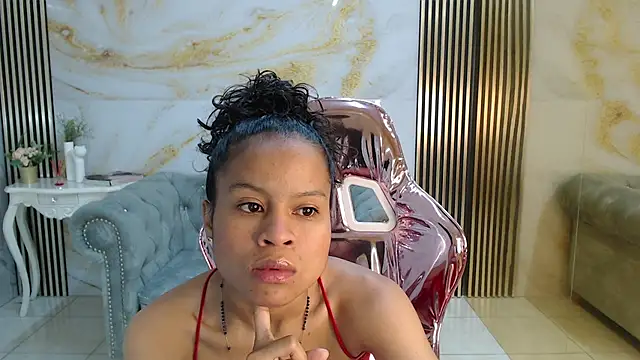 catalina5 s online show from January 9, 1:18 pm