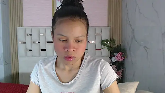 catalina5 s online show from April 10, 3:13 am