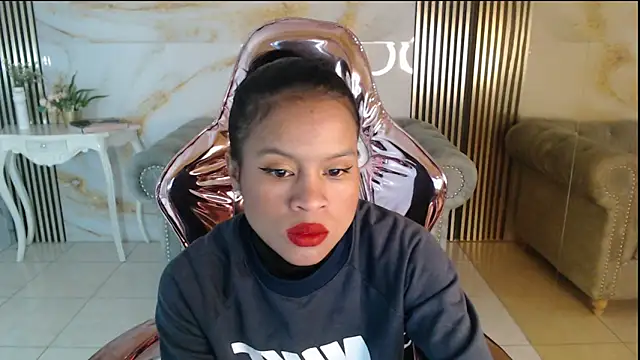 catalina5 s online show from February 27, 1:11 pm