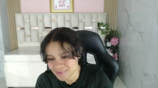 catalina5 s online show from March 21, 3:19 am