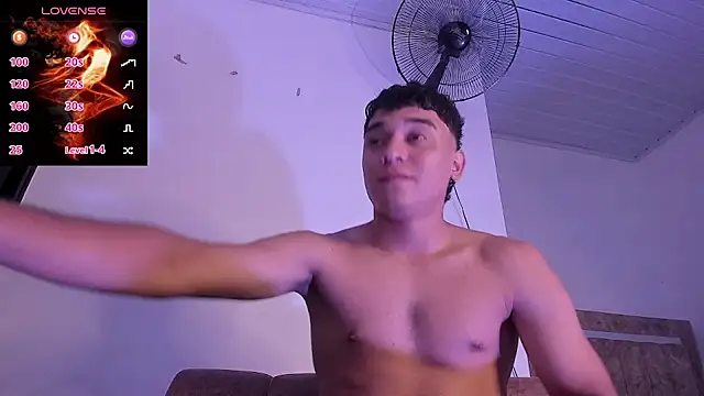 Austin Cardieff  online show from October 14, 8:53 pm