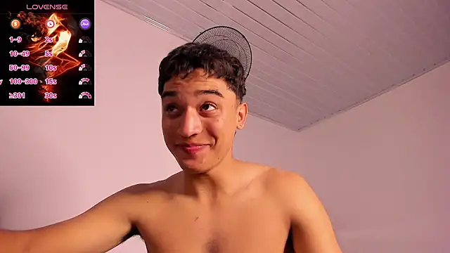 Austin Cardieff  online show from November 10, 6:02 pm