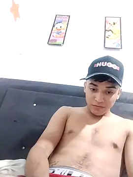 Austin Cardieff  online show from November 26, 7:47 pm