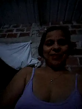 Snapshot of Lucerito-Hot chatting on February 21, 1:29 am Lucerito-Hot online show from February 21, 1:29 am