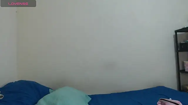 Snapshot of Mila-candy chatting on November 20, 11:25 pm Mila-candy online show from November 20, 11:25 pm