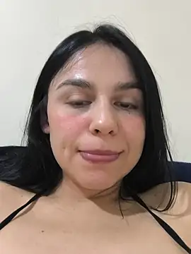 Daniela-rosee online show from May 15, 11:03 pm