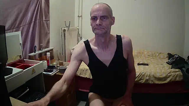 Snapshot of hobybobbi chatting on September 21, 5:34 am hobybobbi online show from September 21, 5:34 am