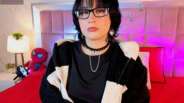 RobinBennett online show from April 19, 12:17 pm