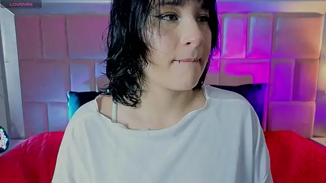 RobinBennett online show from July 6, 12:01 pm