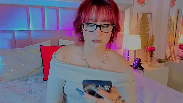 RobinBennett online show from April 9, 12:44 pm