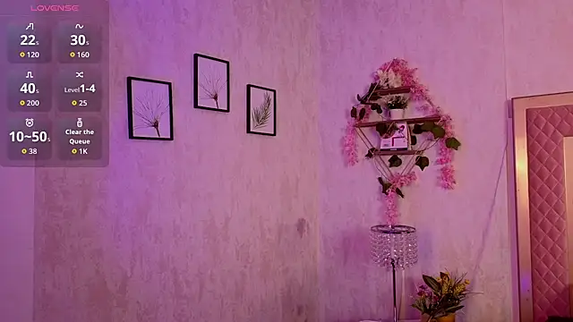 RobinBennett online show from December 4, 12:37 pm