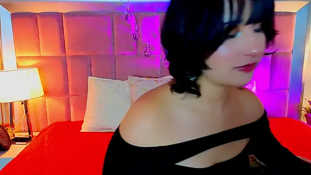 Snapshot of RobinBennett chatting on May 22, 12:47 pm RobinBennett online show from May 22, 12:47 pm