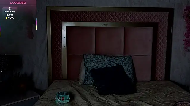 RobinBennett online show from February 6, 12:12 pm