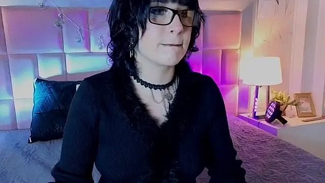 Snapshot of RobinBennett chatting on April 26, 12:46 pm RobinBennett online show from April 26, 12:46 pm