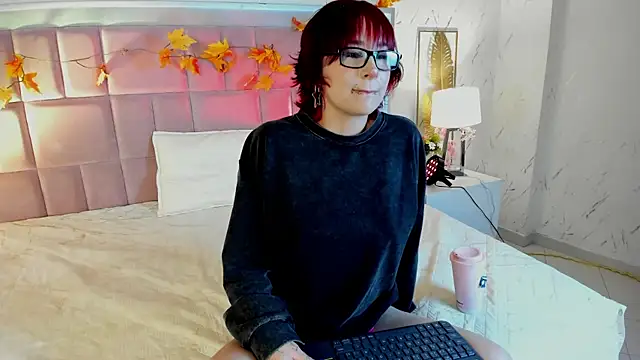 RobinBennett online show from February 8, 8:17 pm