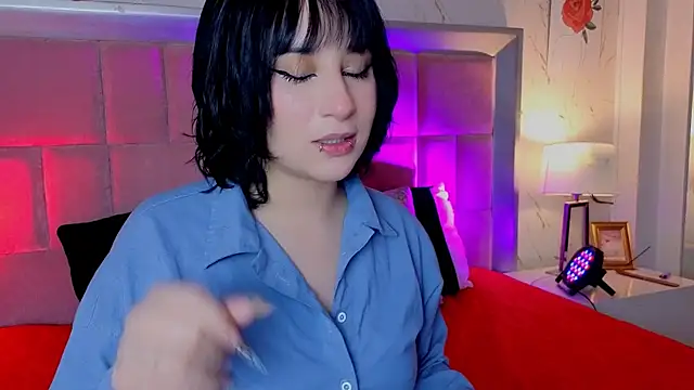 RobinBennett online show from June 26, 1:50 pm
