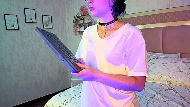 RobinBennett online show from October 16, 12:13 pm