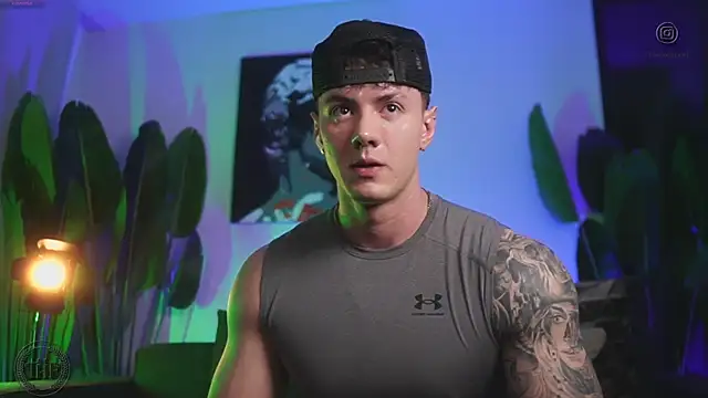 Thomas Falcon online show from December 5, 12:10 am