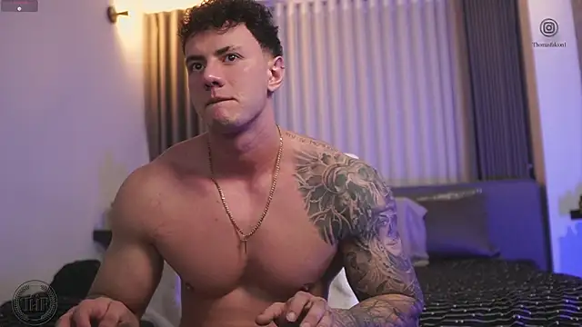 Thomas Falcon online show from October 20, 11:16 pm