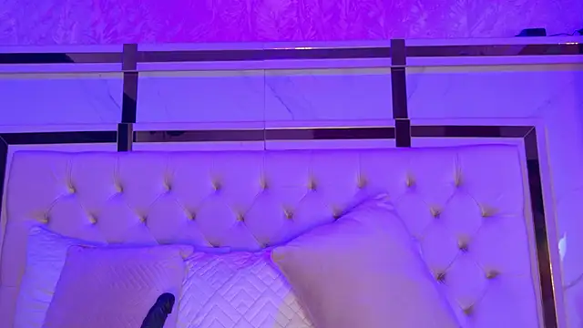 Cameron Hearts online show from March 14, 10:32 am