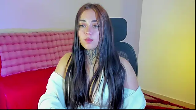 Snapshot of SofiaBermudez chatting on November 12, 1:43 am SofiaBermudez online show from November 12, 1:43 am