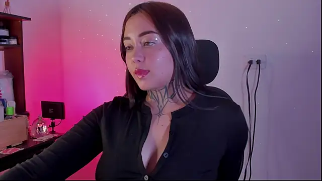 SofiaBermudez online show from October 14, 11:47 pm