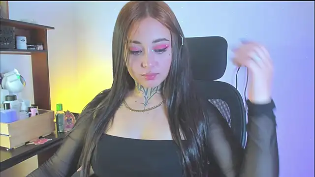 Snapshot of SofiaBermudez chatting on October 30, 3:49 am SofiaBermudez online show from October 30, 3:49 am