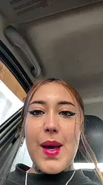 Snapshot of SofiaBermudez chatting on December 1, 9:26 pm SofiaBermudez online show from December 1, 9:26 pm