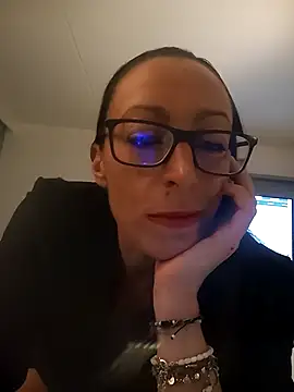 Astrid3 online show from September 28, 8:49 pm