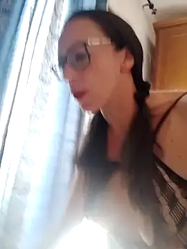 Astrid3 online show from May 7, 2:20 pm