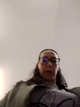 Astrid3 online show from April 21, 7:53 pm