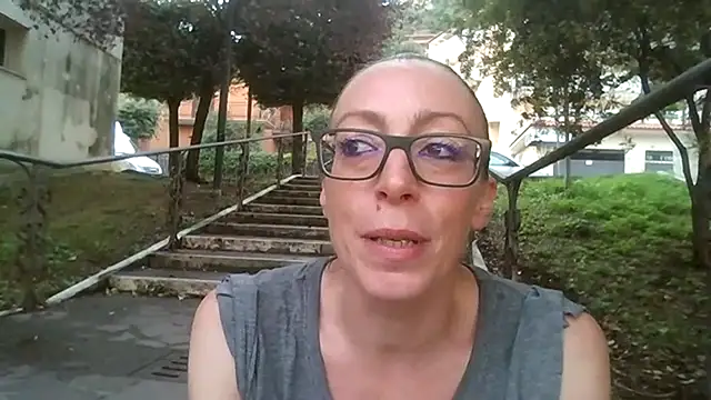 Astrid3 online show from October 31, 3:19 pm