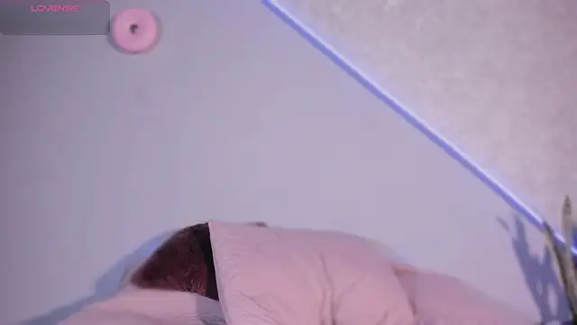 Salomeferreira  online show from December 2, 5:25 pm