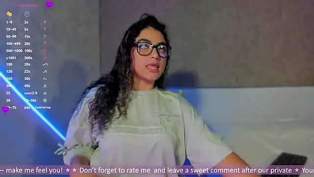 Snapshot of Salomeferreira_ chatting on October 13, 5:25 pm Salomeferreira online show from October 13, 5:25 pm