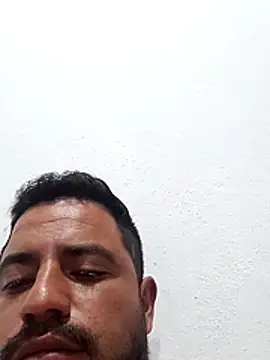 Snapshot of aalvaro98 chatting on November 19, 10:04 am aalvaro98 online show from November 19, 10:04 am