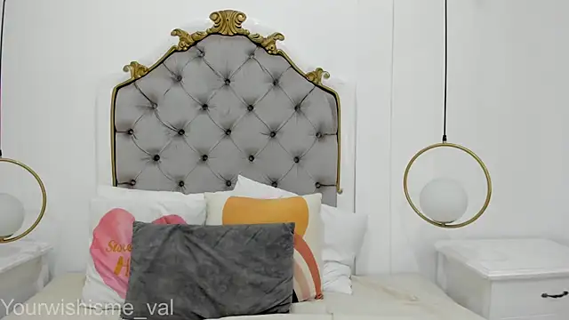 Skylerwhite02 online show from July 7, 6:47 am