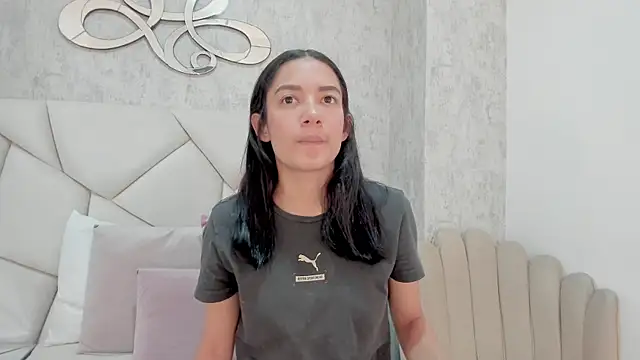 Skylerwhite02 online show from November 24, 7:47 pm