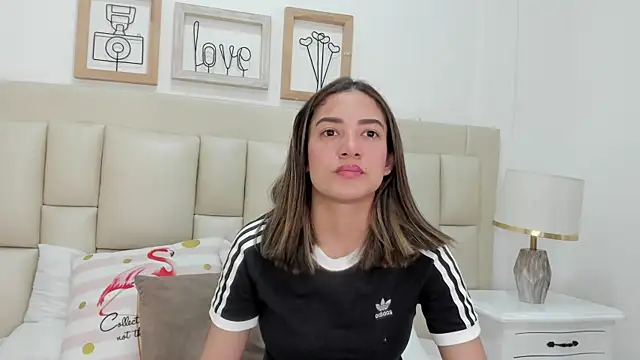 Skylerwhite02 online show from February 25, 7:58 pm