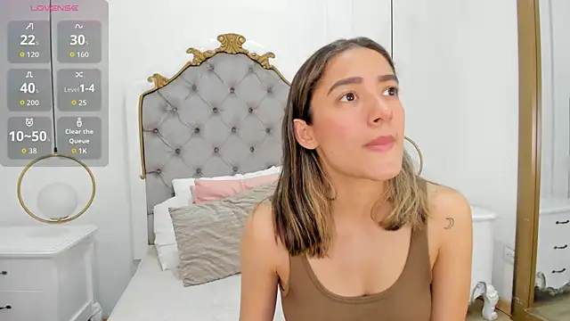 Skylerwhite02 online show from March 7, 3:57 am